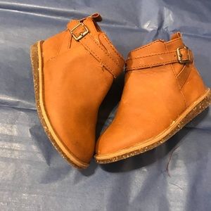 Chelsea boots for baby’s